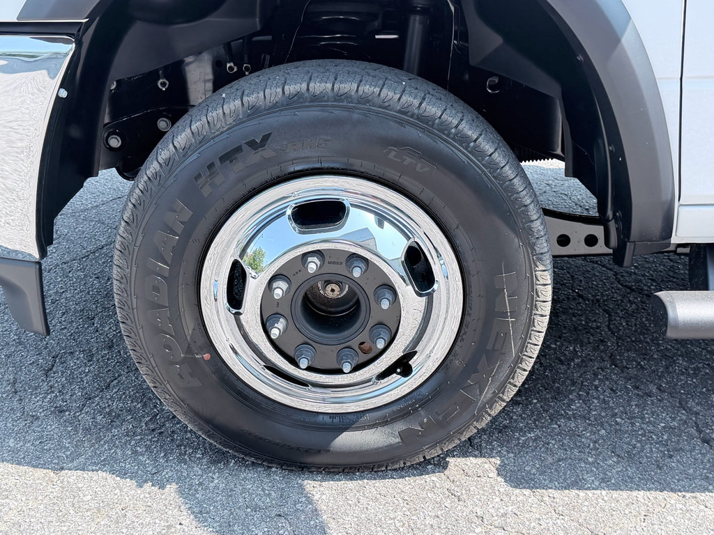 New 2026 RAM 3500 Tradesman AWD/4WD image 32