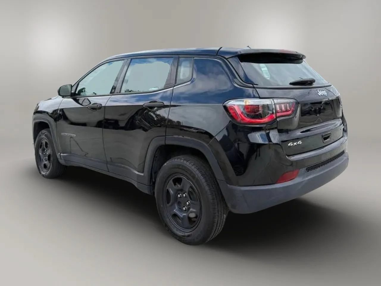 Used 2017 Jeep Compass Sport AWD/4WD image 4