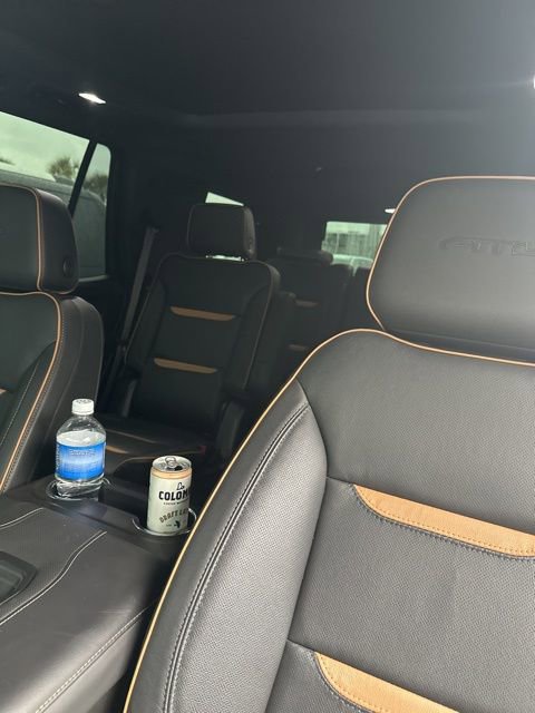 Used 2023 GMC Yukon AT4 w/ AT4 Premium Package image 11