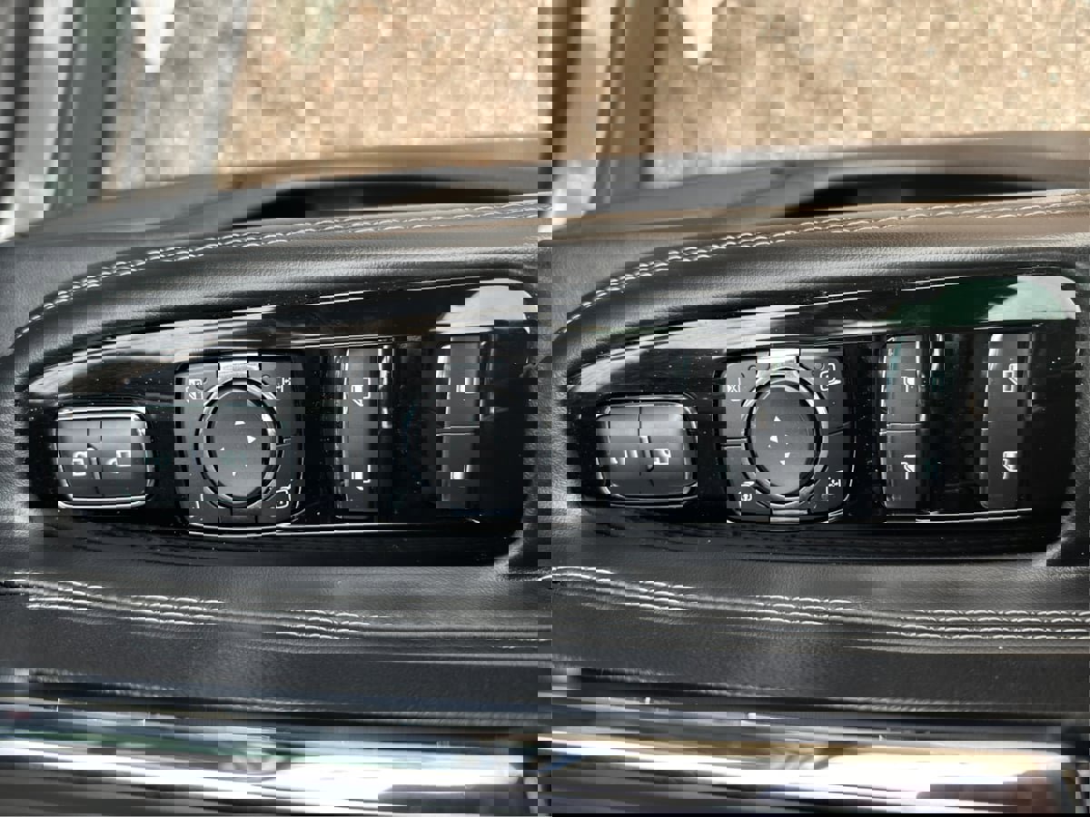 Used 2020 Lincoln Corsair FWD w/ Premium Package image 38