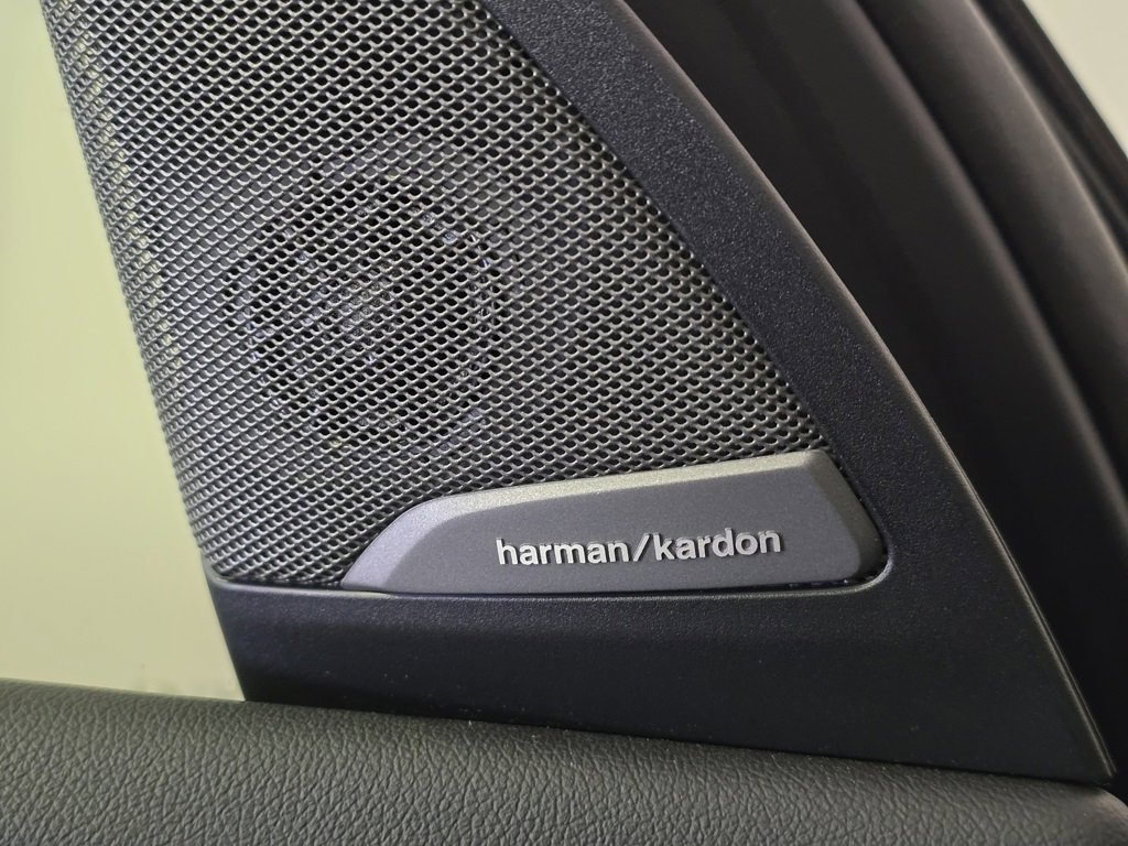 Used 2023 BMW X3 xDrive30i w/ Premium Package image 9