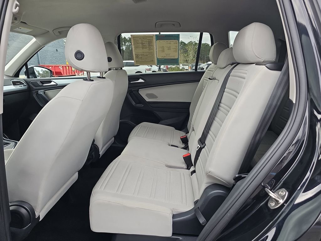 Used 2024 Volkswagen Tiguan S image 18