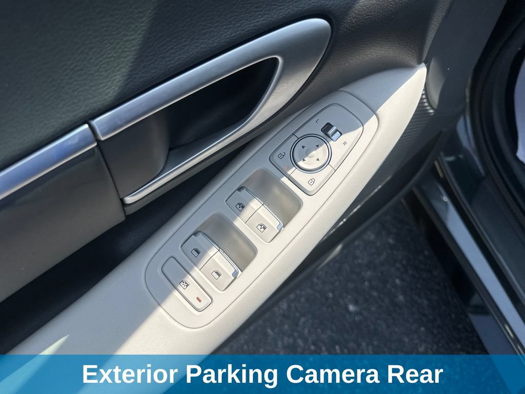 Used 2025 Hyundai Sonata SEL FWD image 15