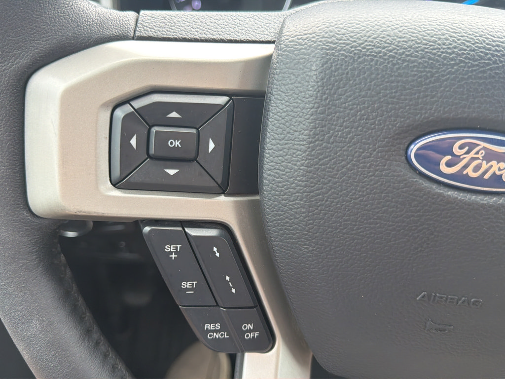 Used 2020 Ford F250 Lariat w/ Lariat Ultimate Package AWD/4WD image 14