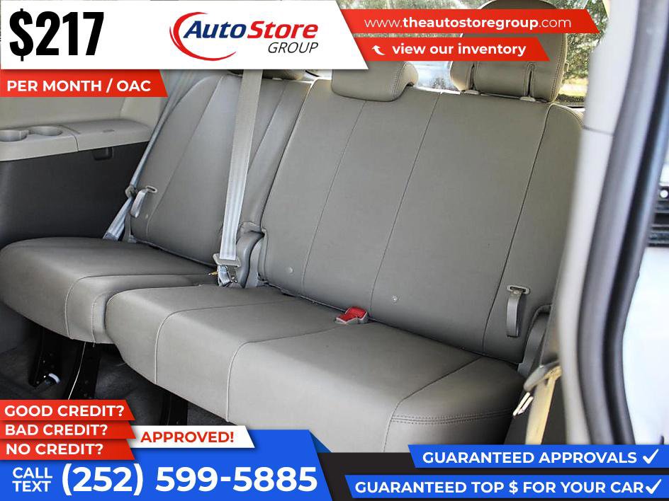 Used 2016 Toyota Sienna XLE FWD image 9