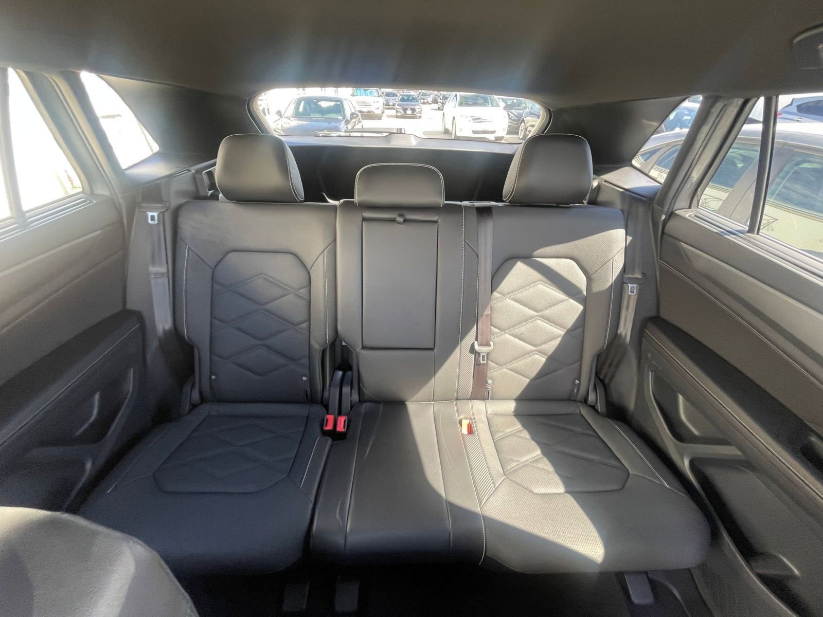 Used 2025 Volkswagen Atlas Cross Sport SE image 38