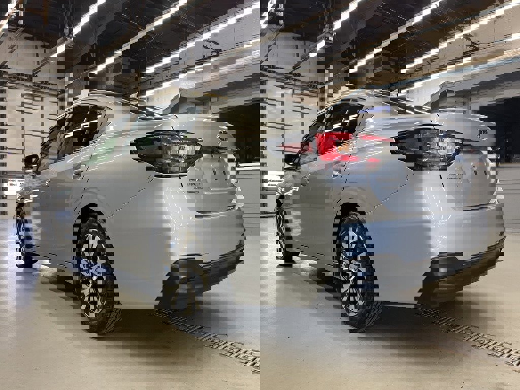 Certified 2025 Subaru Legacy image 5