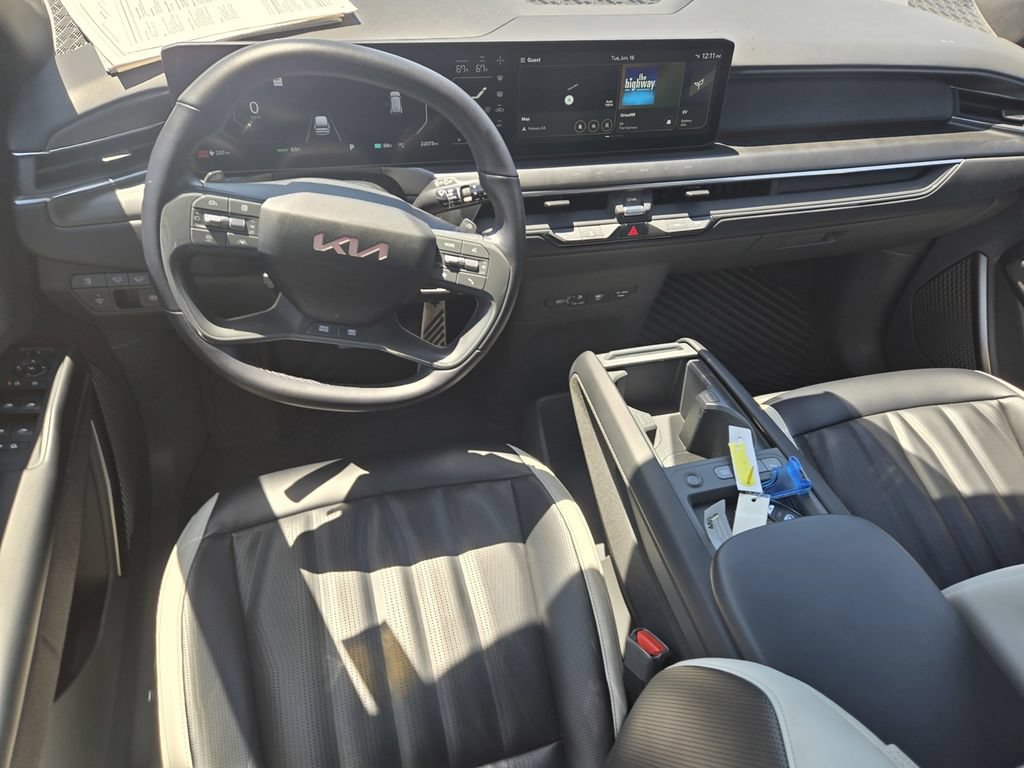 Used 2024 Kia EV9 GT-Line AWD/4WD image 12