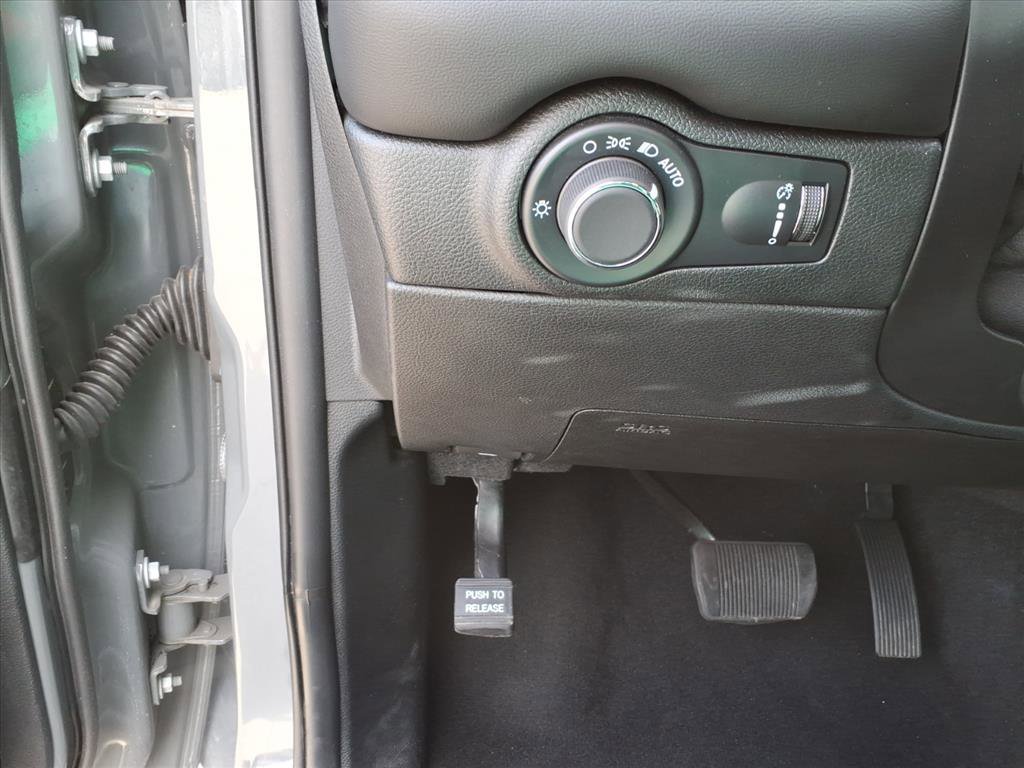 Used 2024 Dodge Durango GT image 18