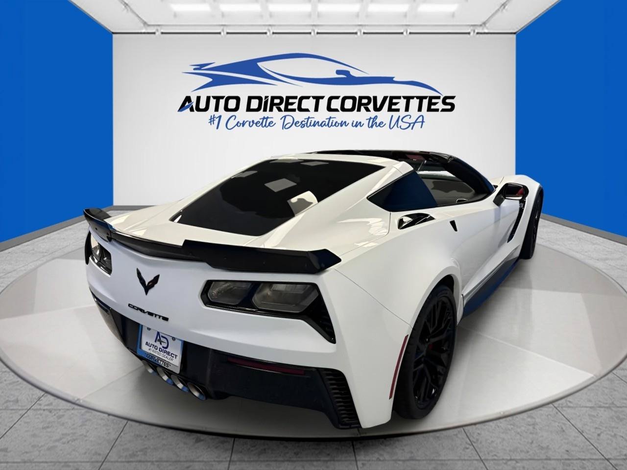 Used 2019 Chevrolet Corvette Z06 RWD image 9