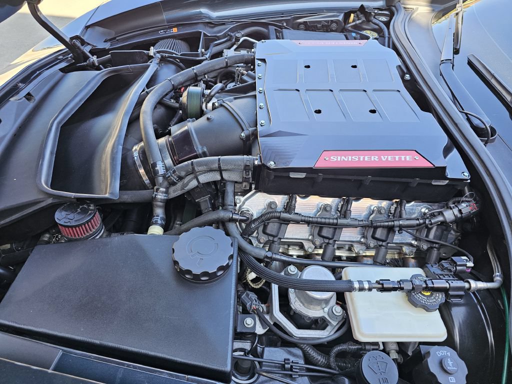 Used 2019 Chevrolet Corvette Z06 RWD image 15