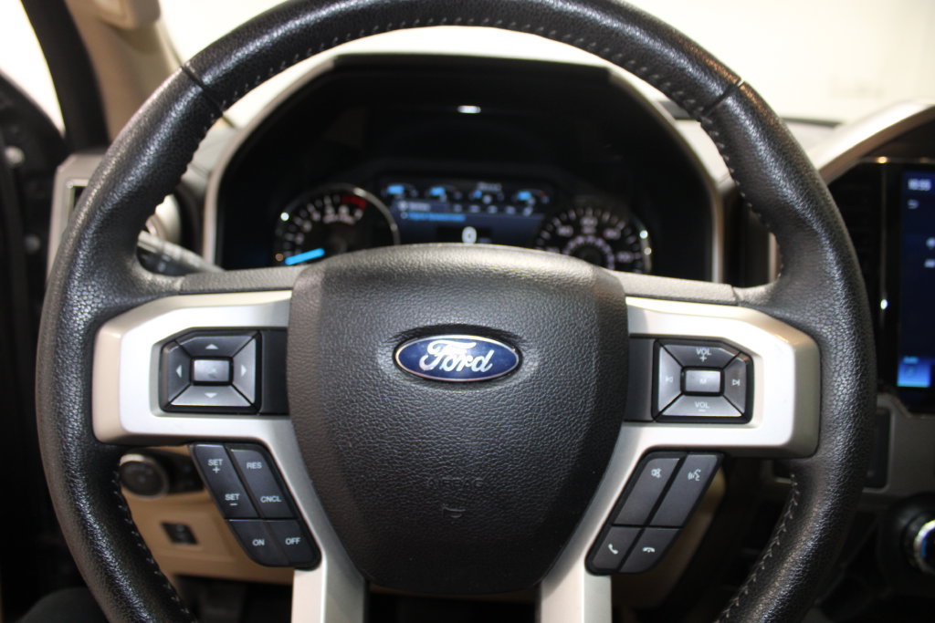 Used 2015 Ford F150 Lariat w/ Equipment Group 502A Luxury AWD/4WD image 29