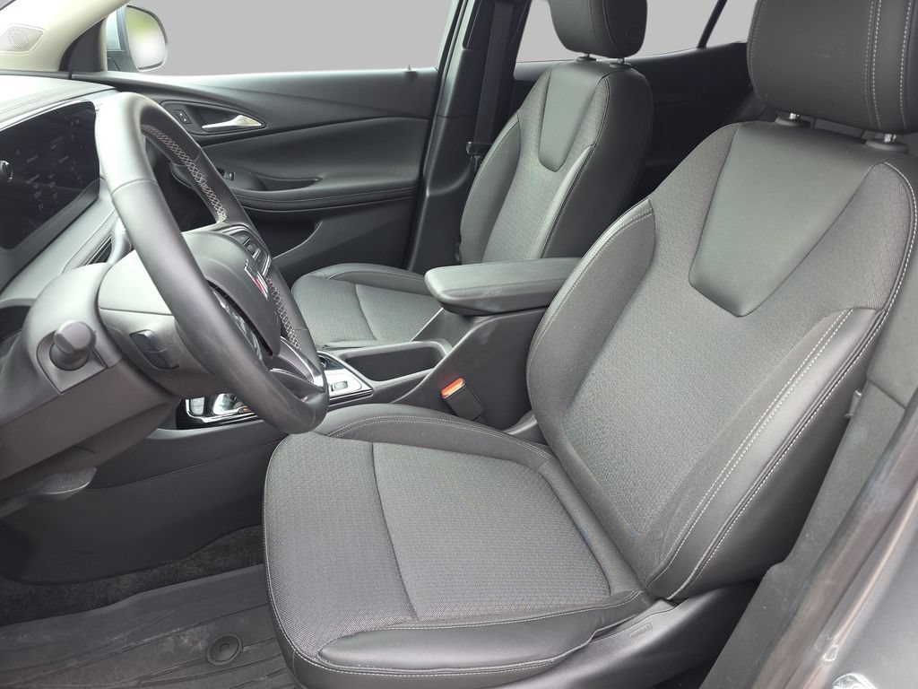 Certified 2024 Buick Encore GX Preferred w/ Comfort Package AWD/4WD image 17