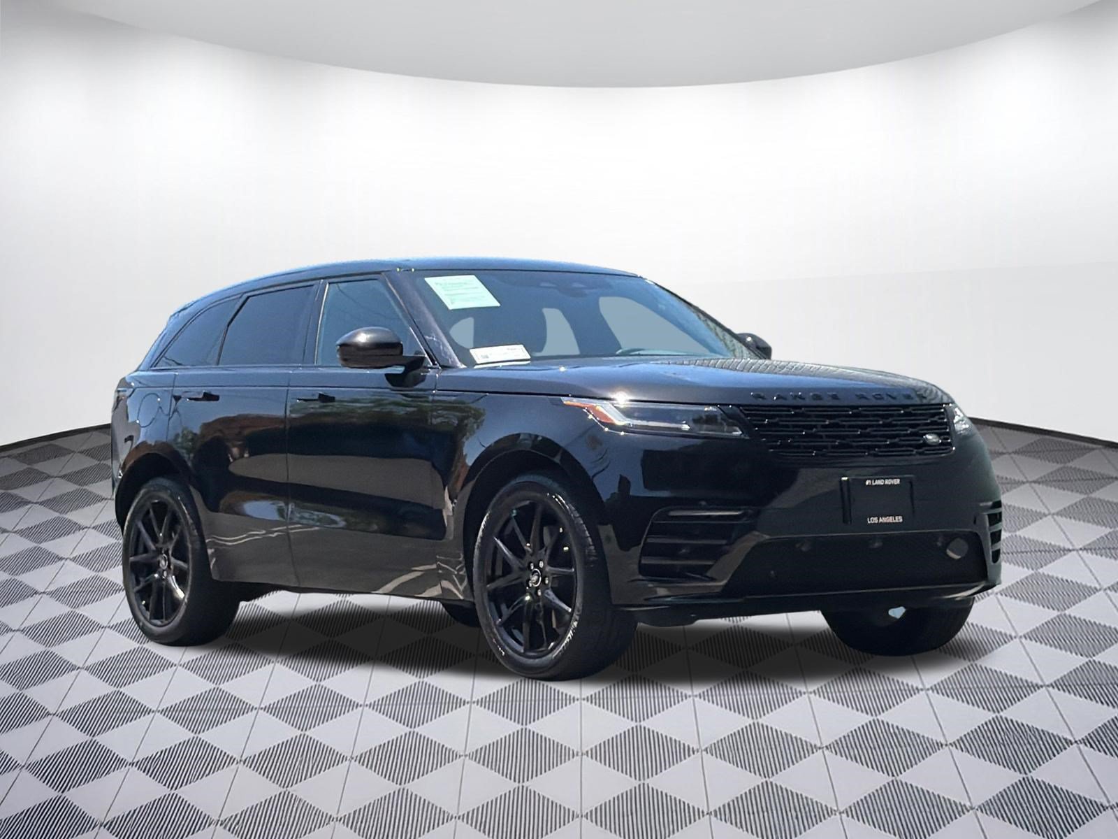 Certified 2026 Land Rover Range Rover Velar Dynamic SE AWD/4WD image 7