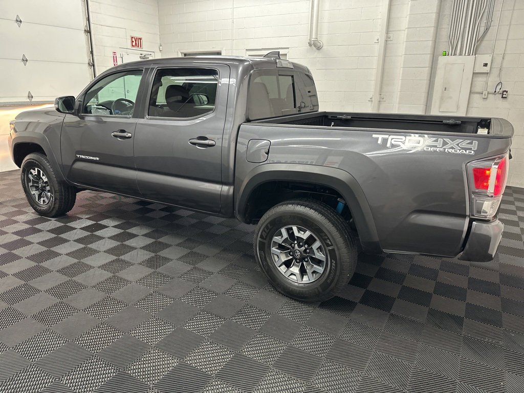 Used 2021 Toyota Tacoma TRD Off-Road image 6