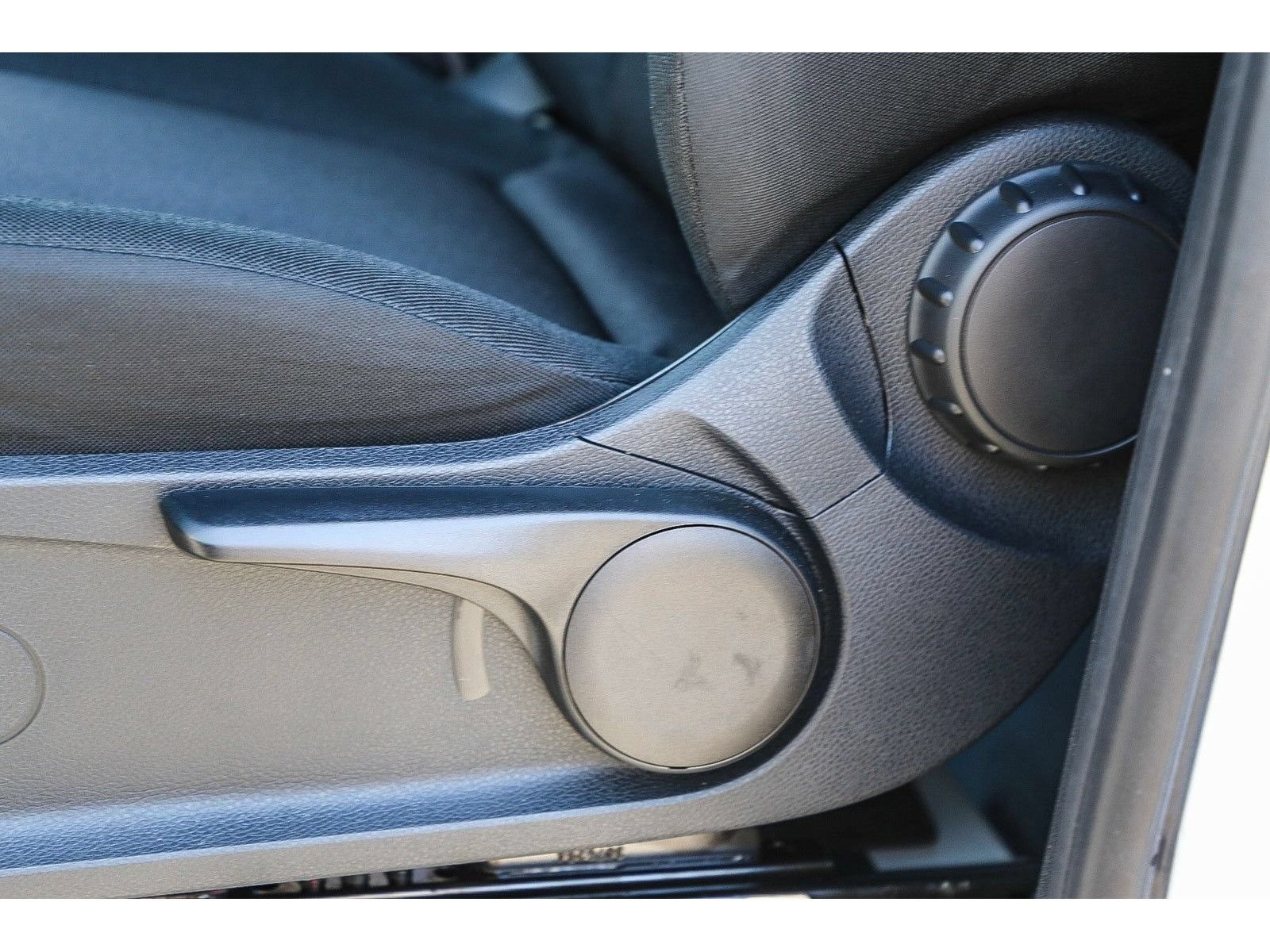 New 2024 Mercedes-Benz eSprinter 170 Cargo image 21