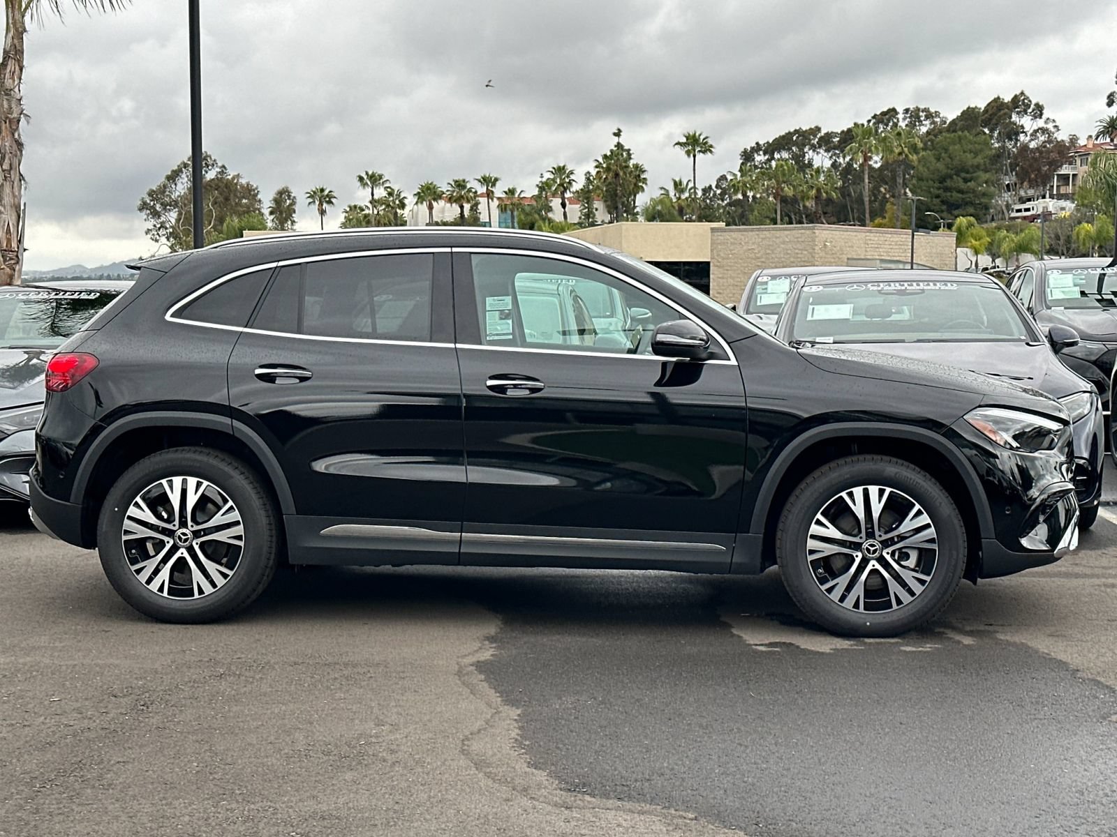 Used 2025 Mercedes-Benz GLA 250 image 2