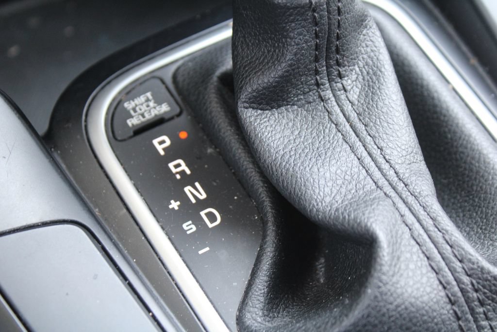 Certified 2024 Kia Soul LX w/ Option Group 015 FWD image 33