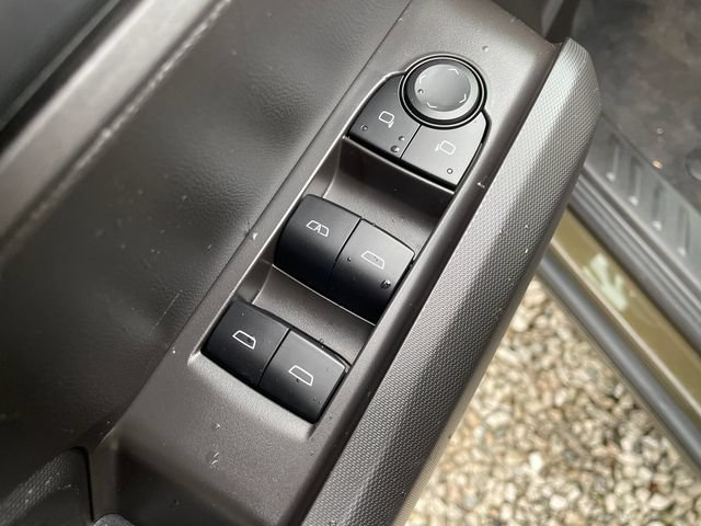 Used 2025 Chevrolet Colorado Trail Boss AWD/4WD image 24