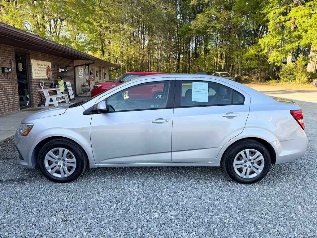 Used 2017 Chevrolet Sonic LS FWD image 2