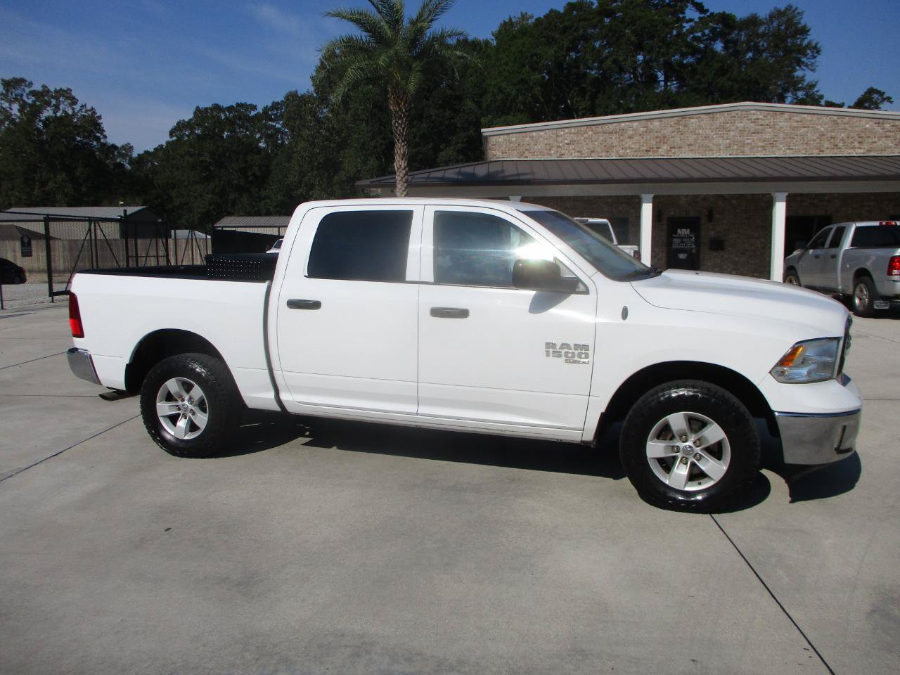 Used 2020 RAM 1500 Tradesman w/ Tradesman SXT Package AWD/4WD image 2