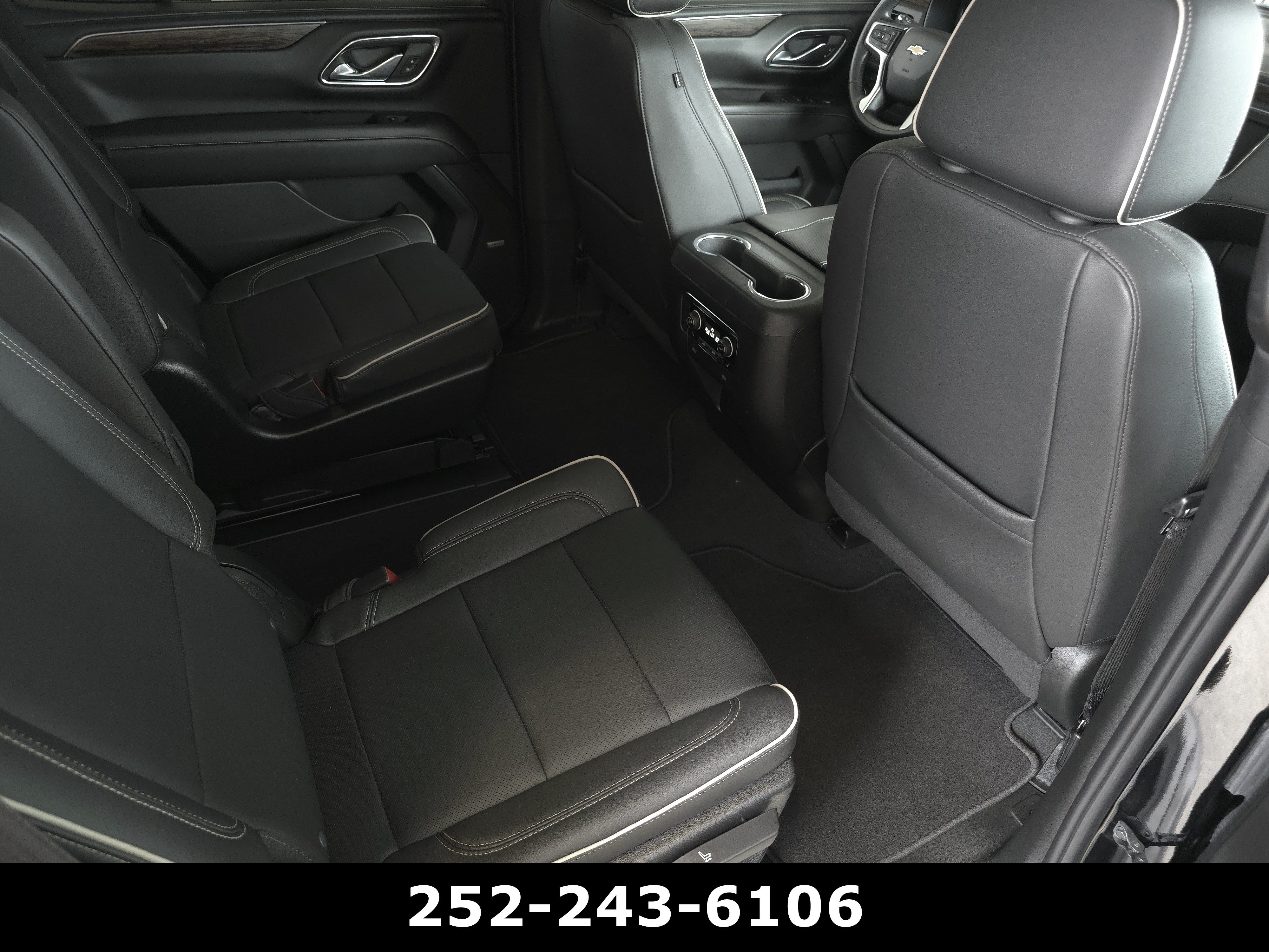 Used 2023 Chevrolet Tahoe Premier AWD/4WD image 43