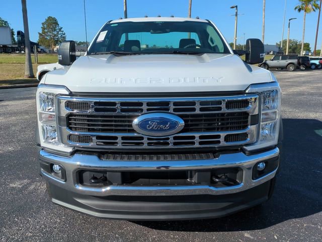 New 2026 Ford F550 4x4 Regular Cab Super Duty image 3