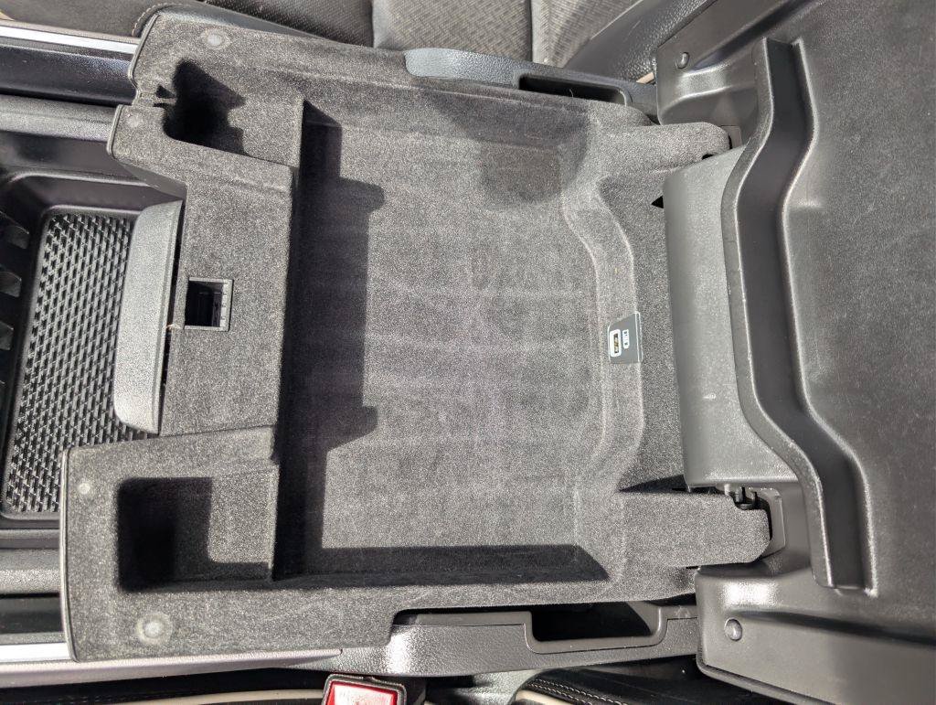 Used 2020 RAM 1500 Laramie AWD/4WD image 44