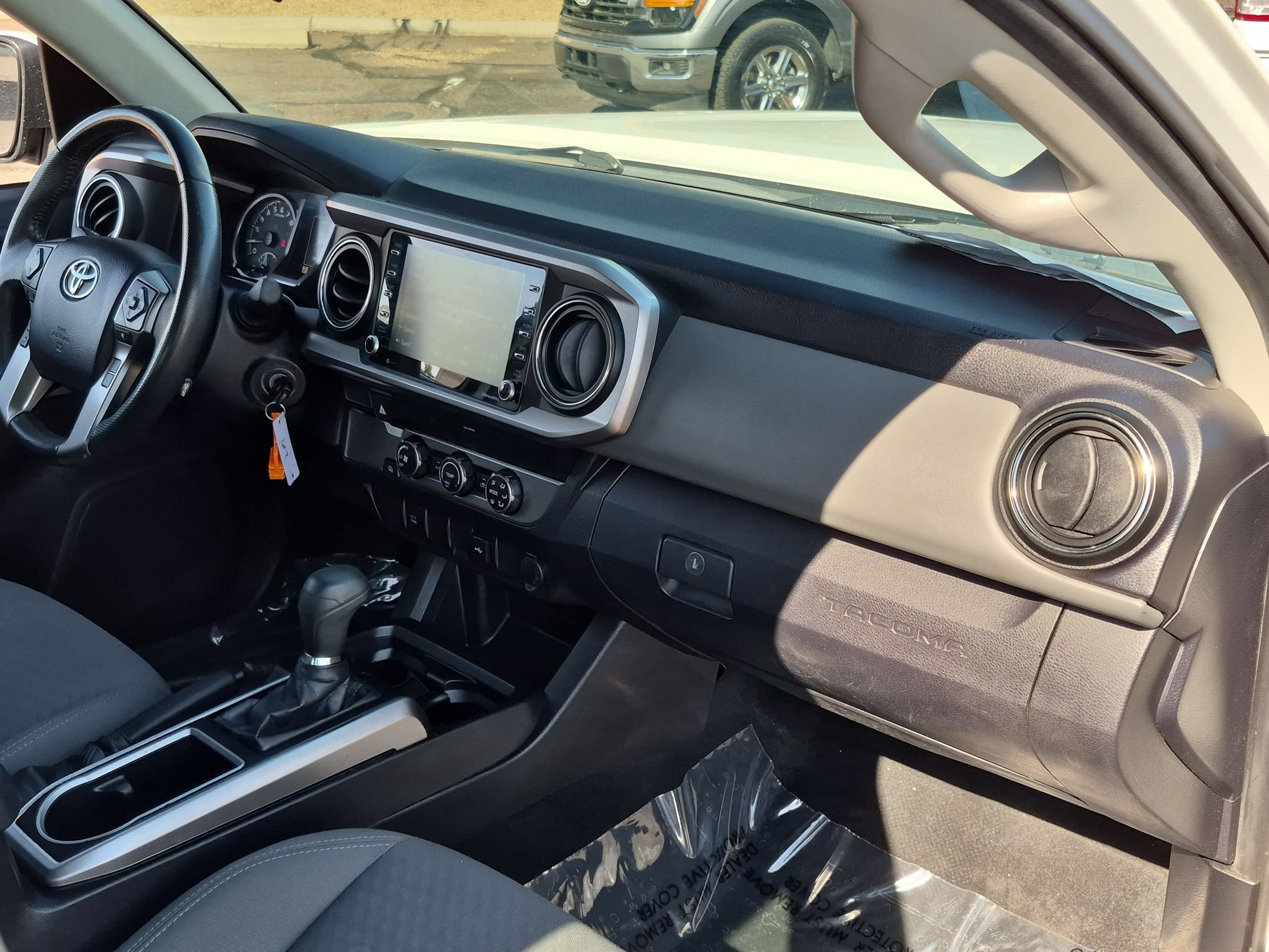 Used 2021 Toyota Tacoma SR5 RWD image 24
