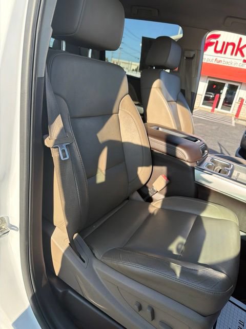 Used 2015 Chevrolet Silverado 2500 LTZ w/ Duramax Plus Package AWD/4WD image 22