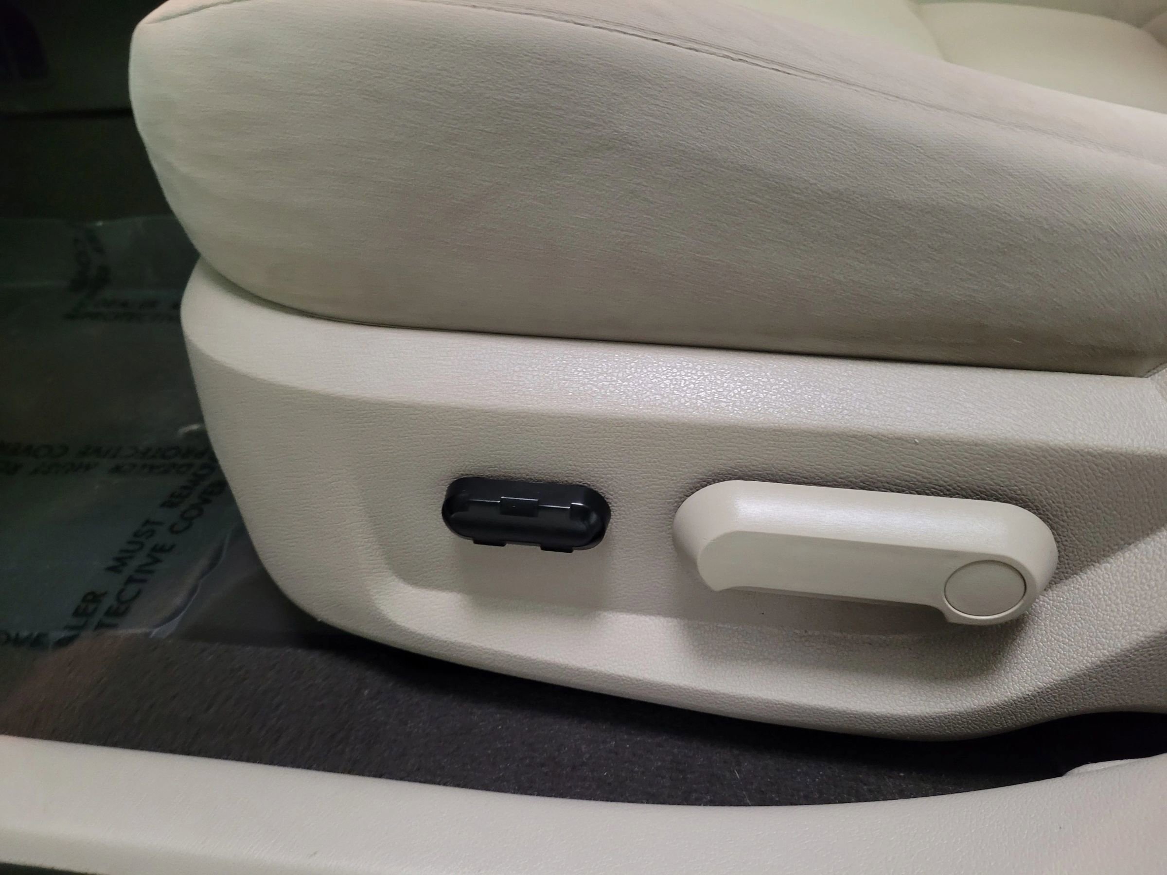 Used 2008 Ford Taurus SEL image 26