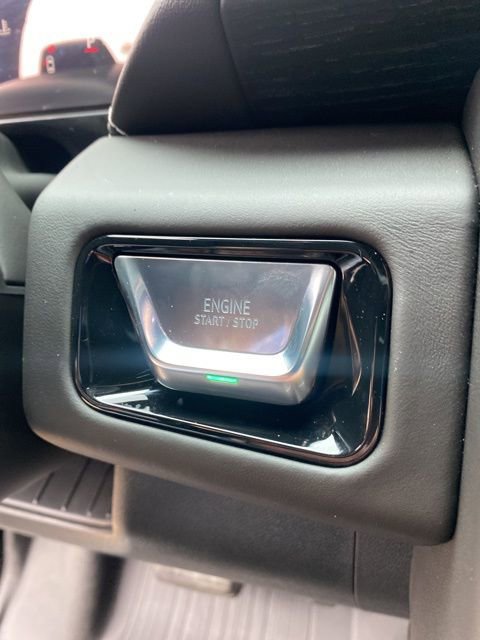 Used 2025 GMC Yukon XL AT4 Ultimate AWD/4WD image 55