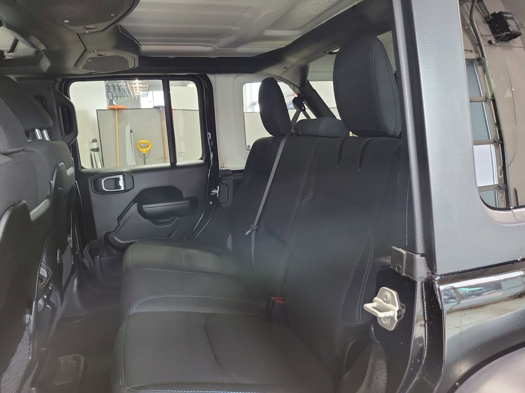 Used 2024 Jeep Wrangler Unlimited Rubicon 4xe image 38