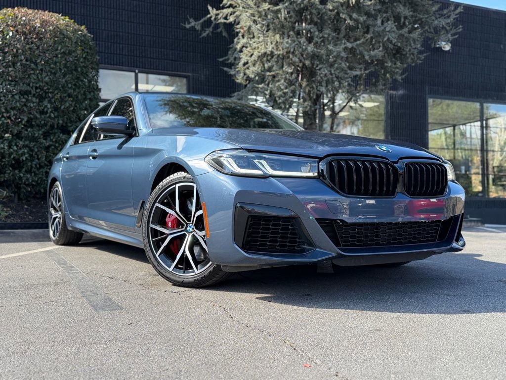 Used 2023 BMW 540i xDrive w/ M Sport Package image 8