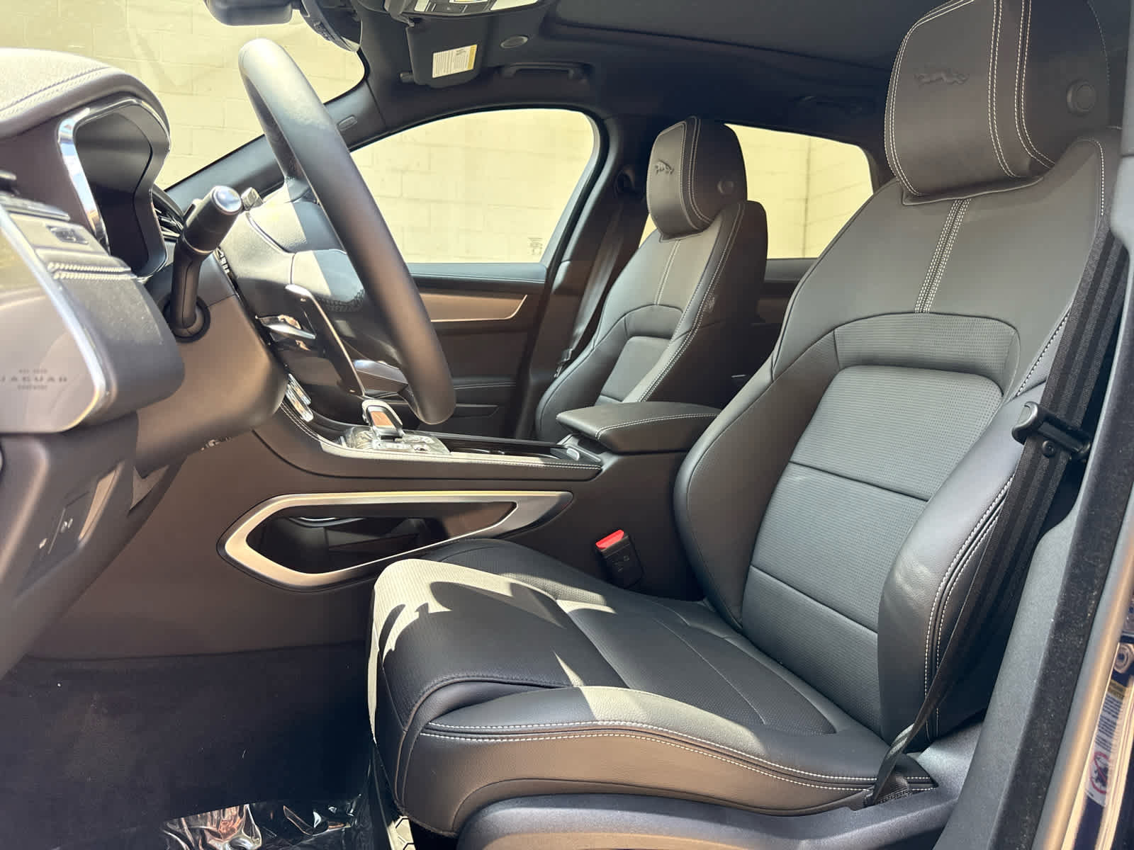 New 2026 Jaguar F-PACE R-Dynamic S image 13