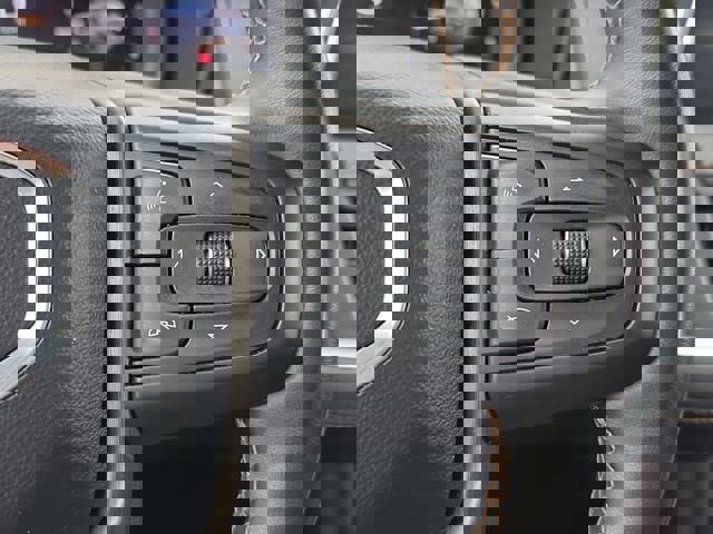 Used 2023 GMC Yukon XL AT4 w/ AT4 Premium Package image 23