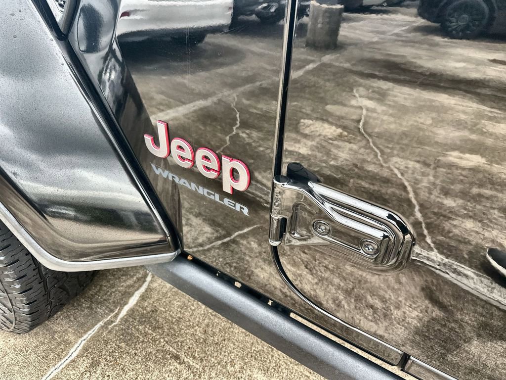 Used 2019 Jeep Wrangler Rubicon AWD/4WD image 6