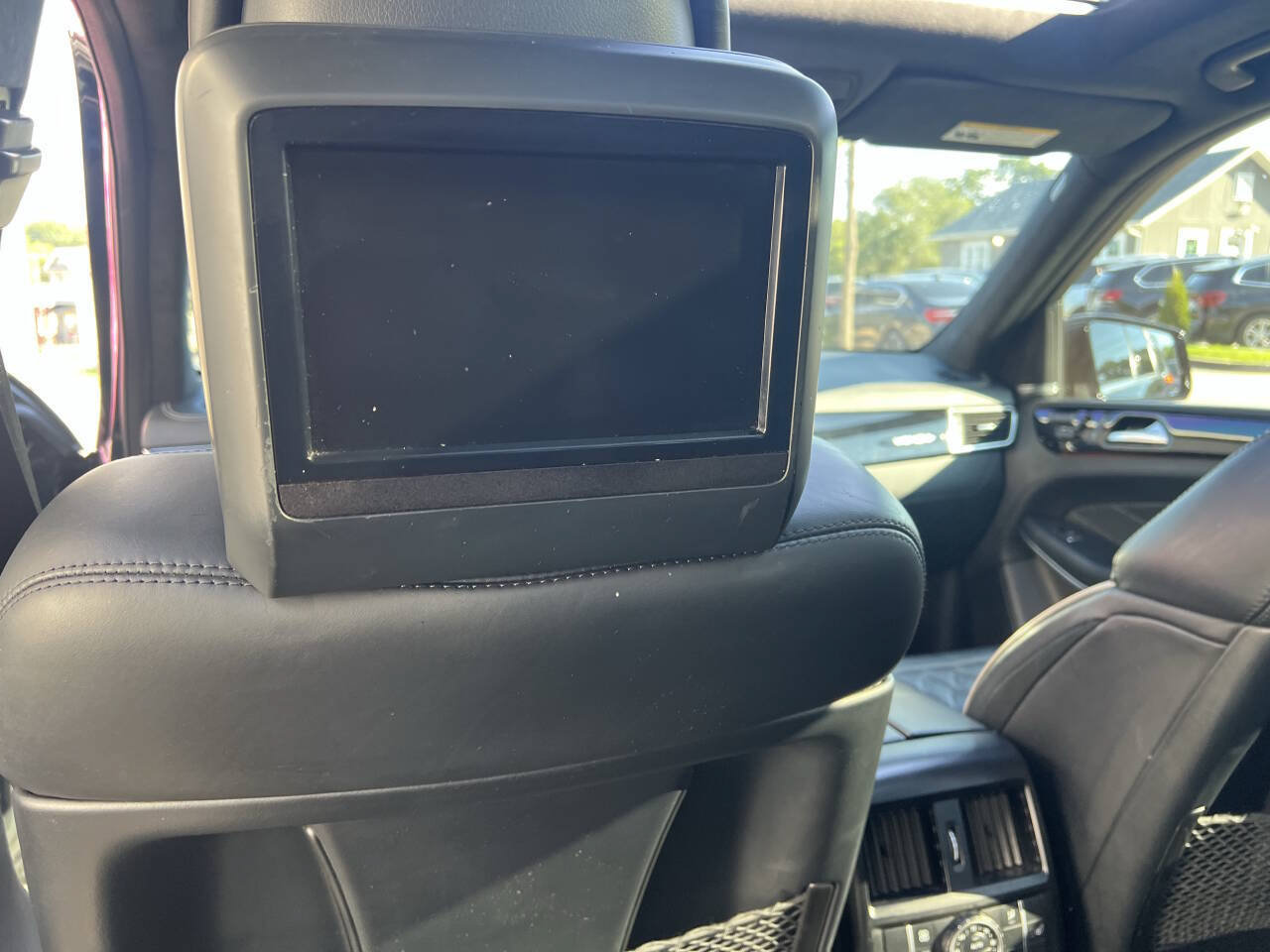 Used 2013 Mercedes-Benz GL 550 4MATIC image 21