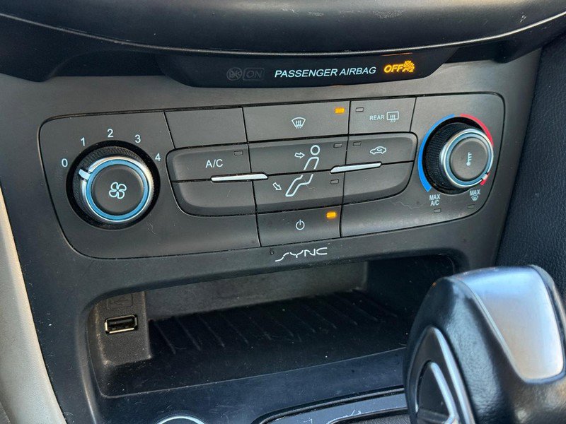 Used 2016 Ford Focus SE w/ Reverse Sensing Package image 17