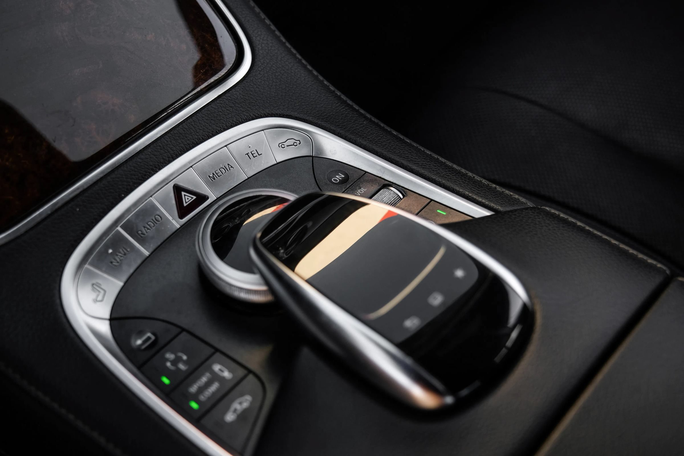 Used 2015 Mercedes-Benz S 550 Sedan image 36