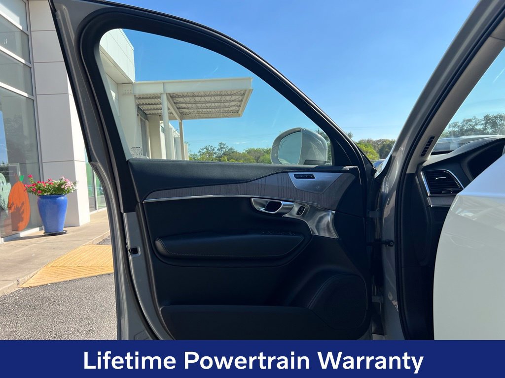 Certified 2024 Volvo XC90 T8 Ultimate w/ Lounge Package AWD/4WD image 10
