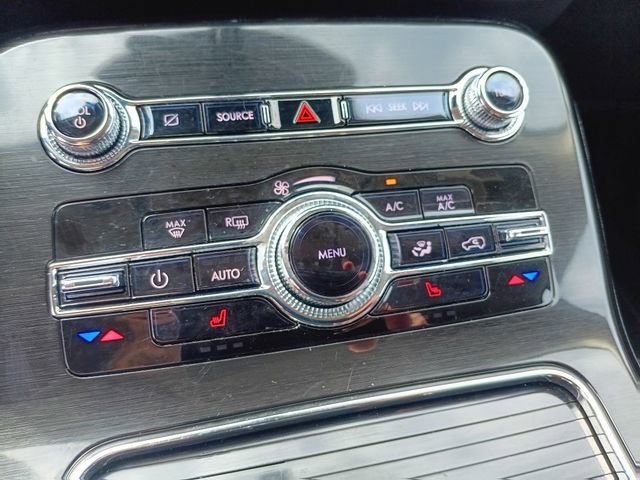 Used 2022 Lincoln Nautilus AWD w/ Premium Package image 3