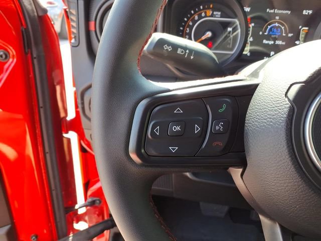 Used 2024 Jeep Gladiator Rubicon AWD/4WD image 24