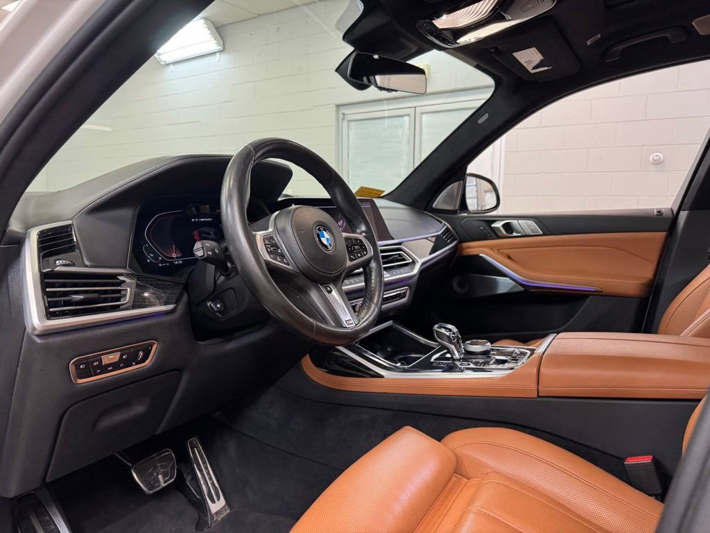Used 2020 BMW X7 M50i AWD/4WD image 15