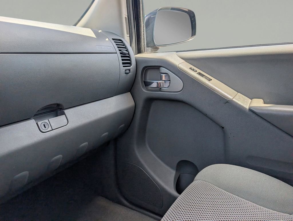 Used 2019 Nissan Frontier SV RWD image 28