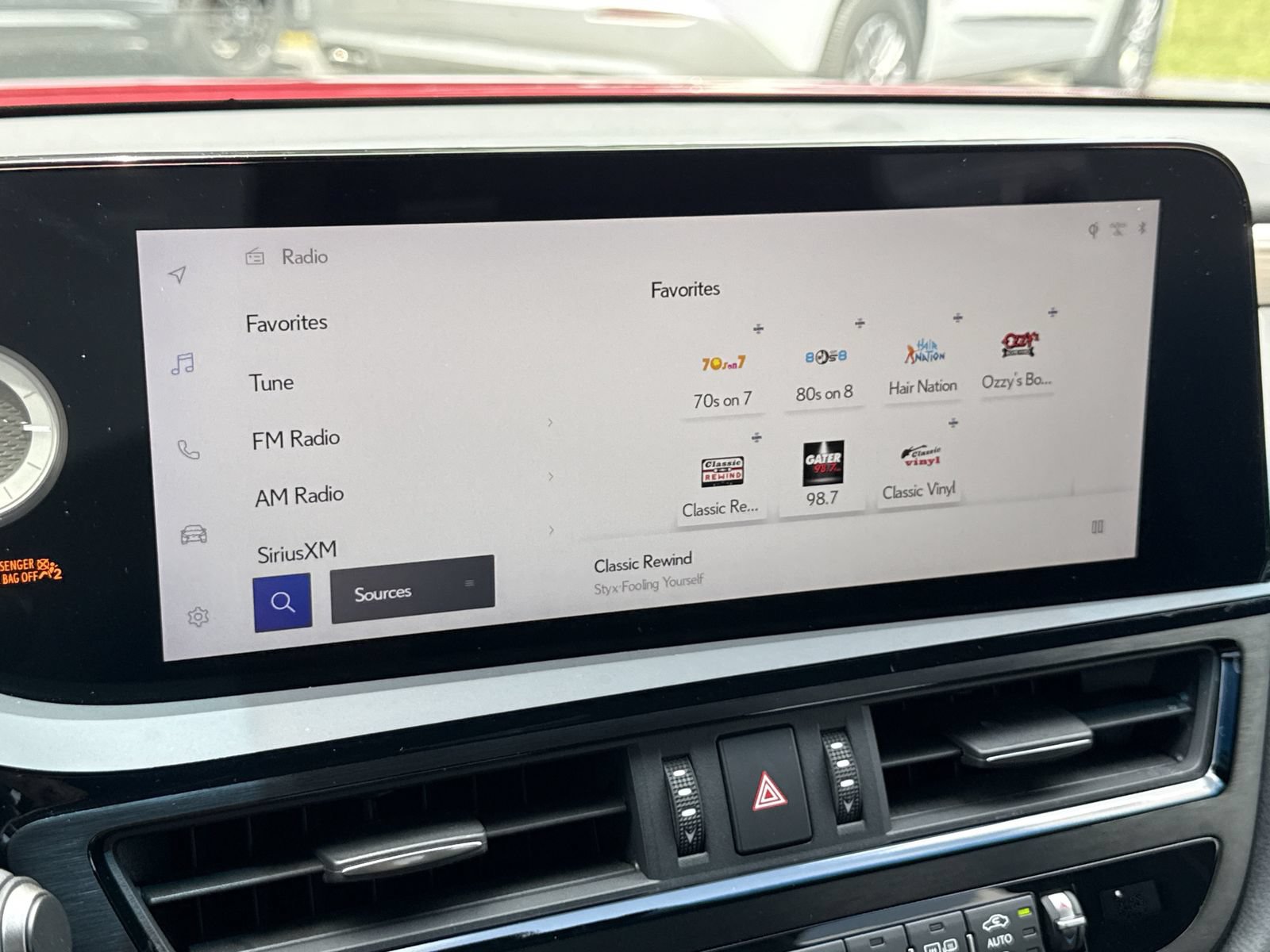 Used 2024 Lexus ES 350 F Sport w/ Accessory Package (Z2) FWD image 31