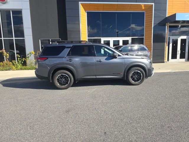 Used 2023 Nissan Pathfinder Rock Creek image 7