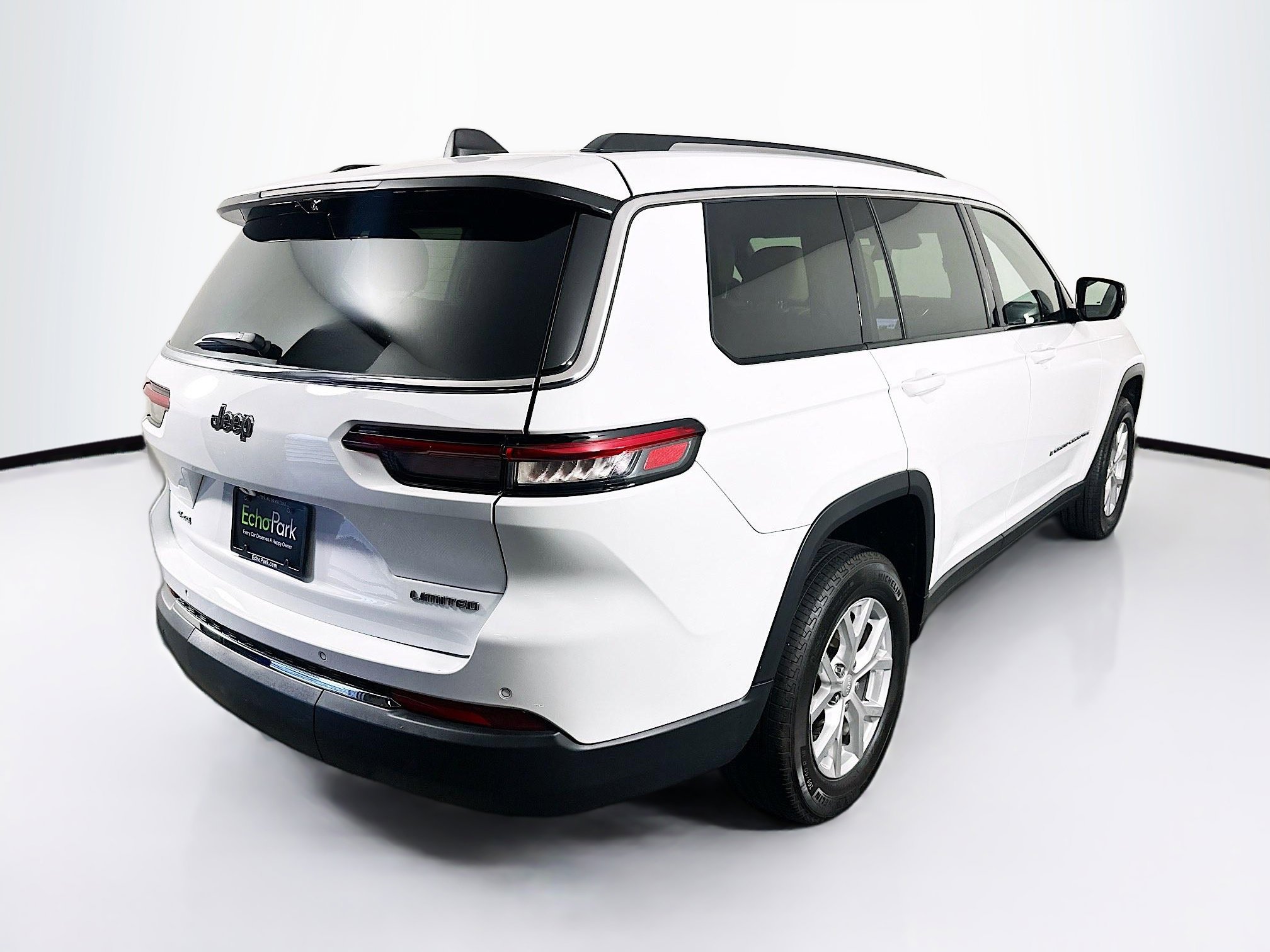 Used 2023 Jeep Grand Cherokee L Limited w/ Luxury Tech Group II AWD/4WD image 9