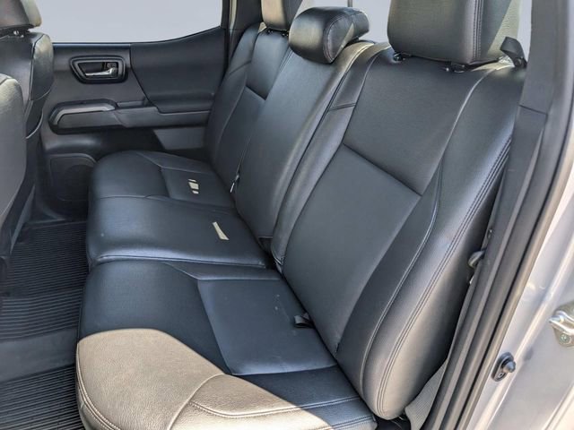 Used 2018 Toyota Tacoma TRD Sport RWD image 15