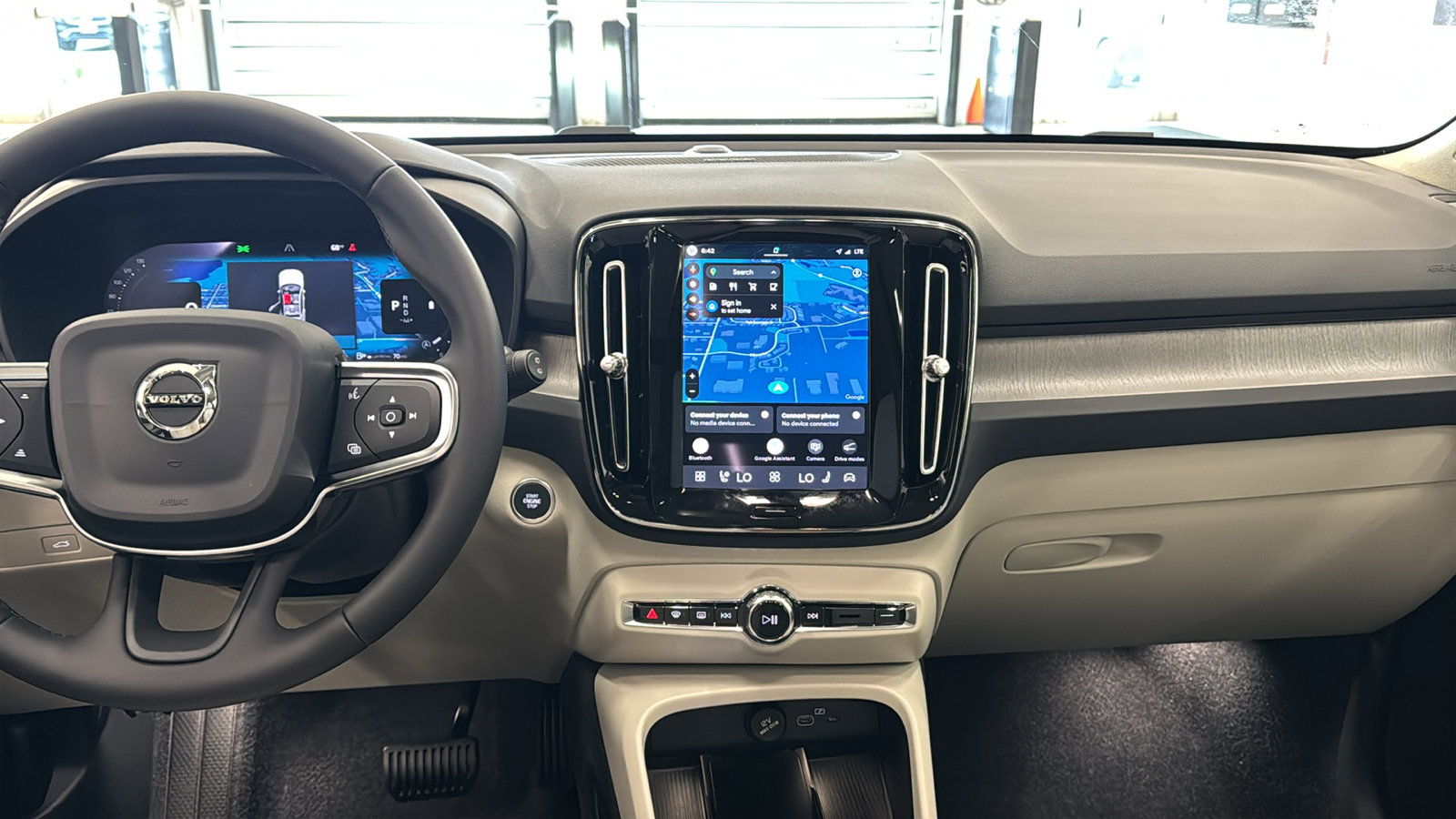 New 2026 Volvo XC40 B5 Plus w/ Protection Package Premier AWD/4WD image 11